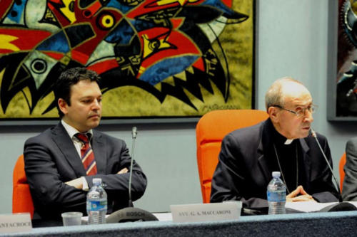 Avv. Giorgio Aldo Maccaroni (Presidente A.I.DI.F.) con S.E. Cardinale Velasio De Paolis (Presidente Emerito della Prefettura degli Affari Economici della Santa Sede)