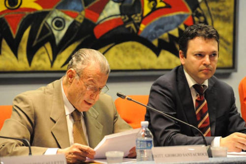 L'Avv. Giorgio Aldo Maccaroni (Presidente A.I.DI.F) con il dott. Giorgio Santacroce (Primo Presidente della Corte di Cassazione)